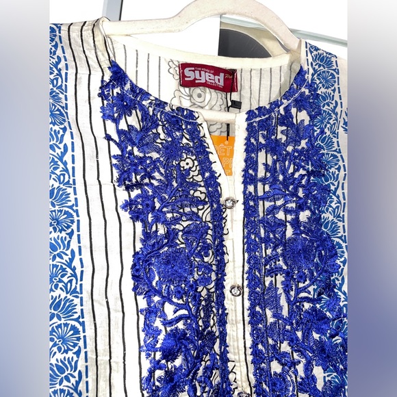 Dress - Picture 2 of 16